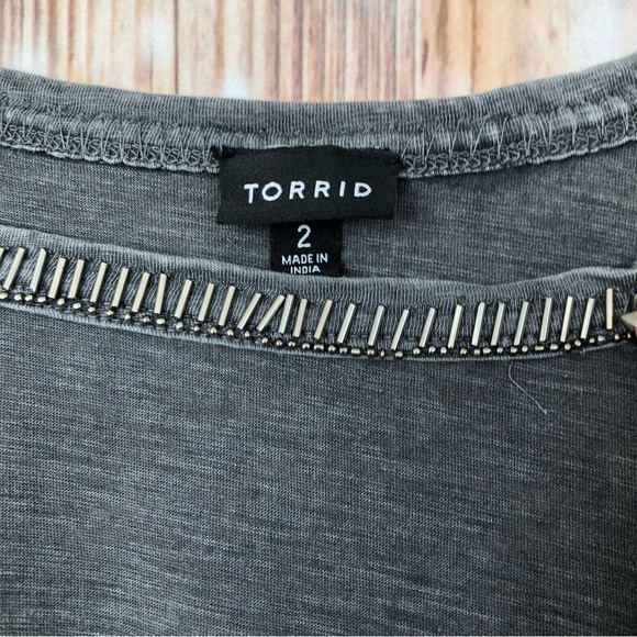 Torrid Grey Embellished "Free Soul" Bold & Beautiful T-Shirt - Picture 6 of 9